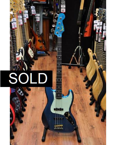 Squier James Johnston CV Jazz Bass